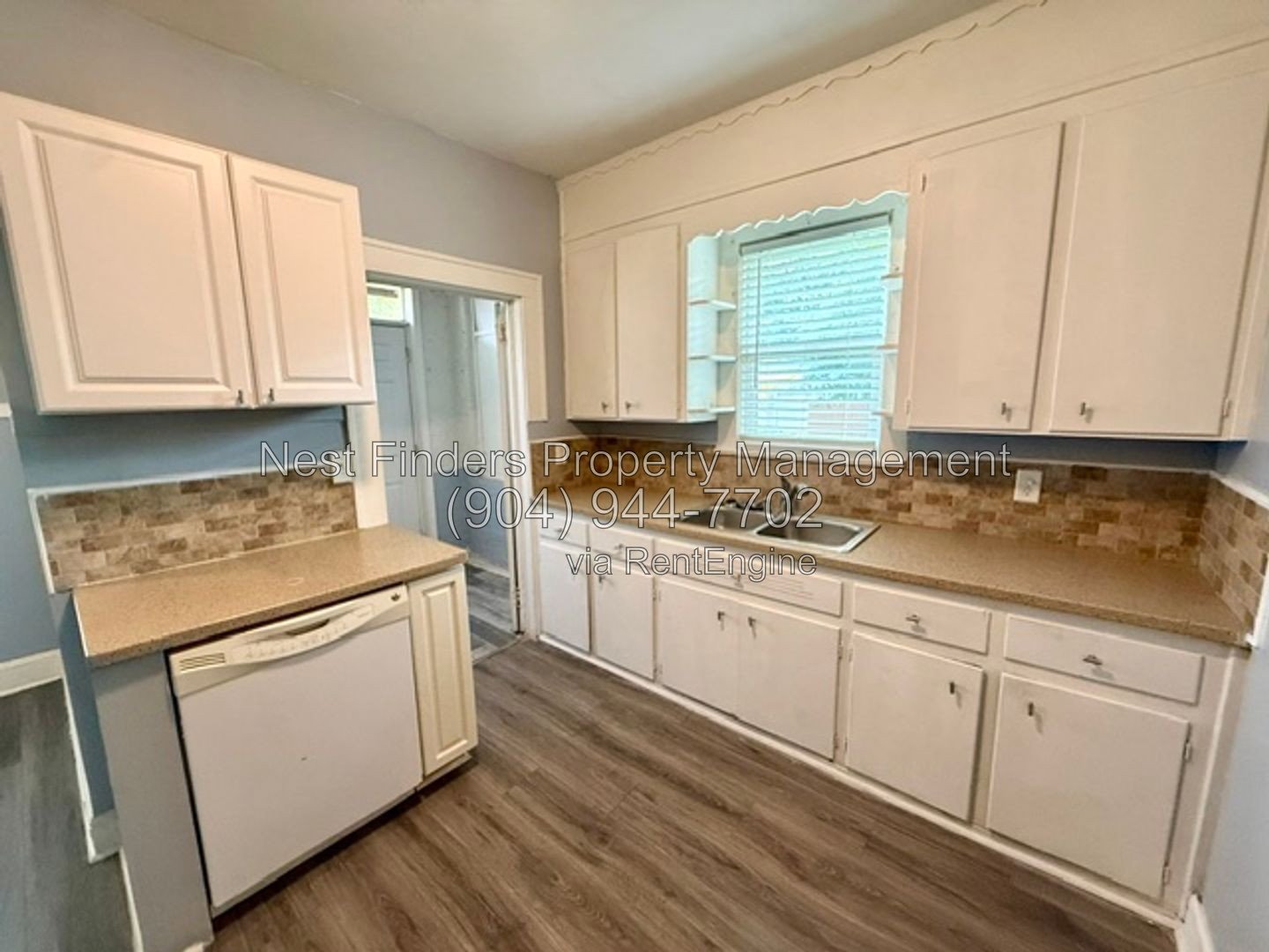 Charming Riverside Home for Rent! property image