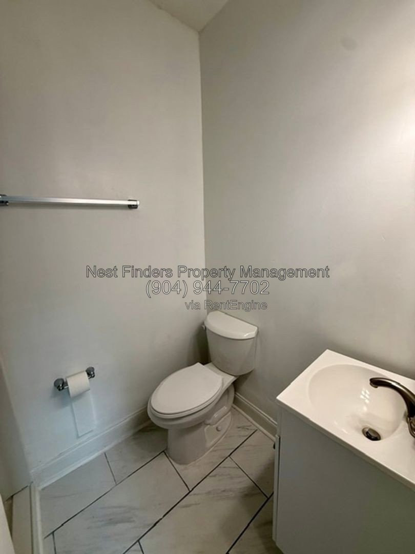 Charming Riverside Home for Rent! property image