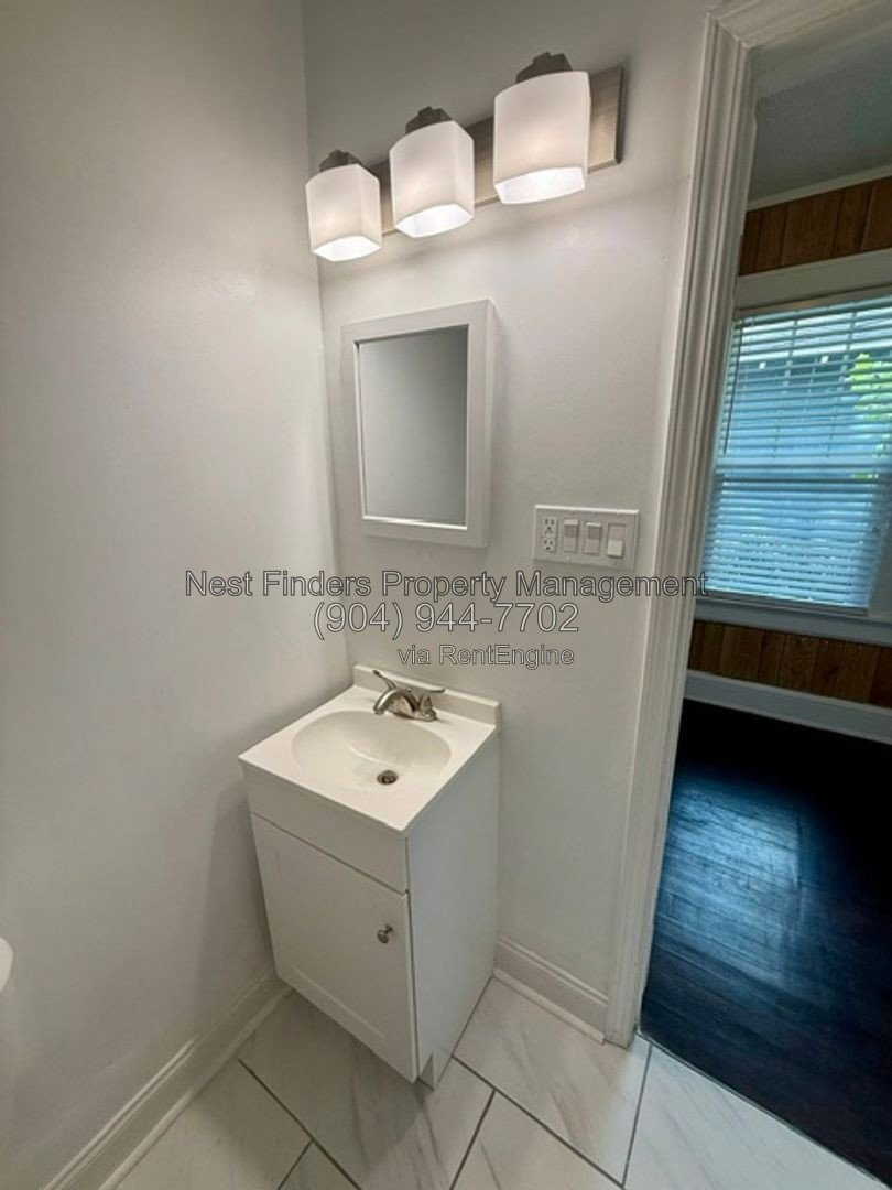 Charming Riverside Home for Rent! property image