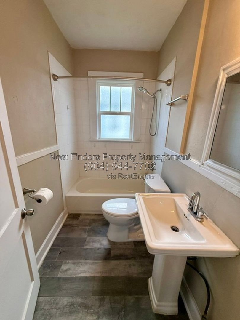 Charming Riverside Home for Rent! property image