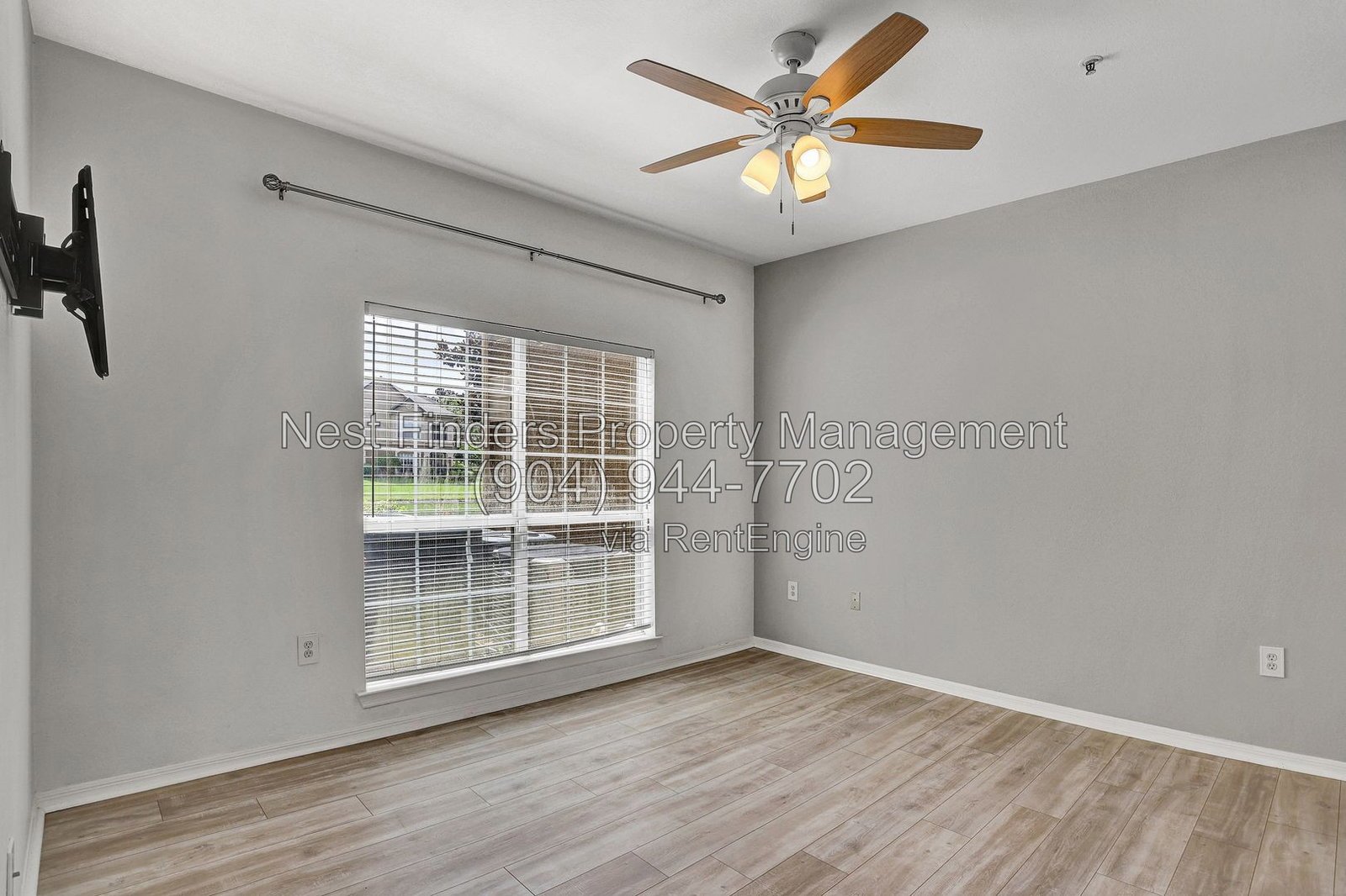 Nicely appointed 2 bed condo for rent in The Reserve at James Island! property image