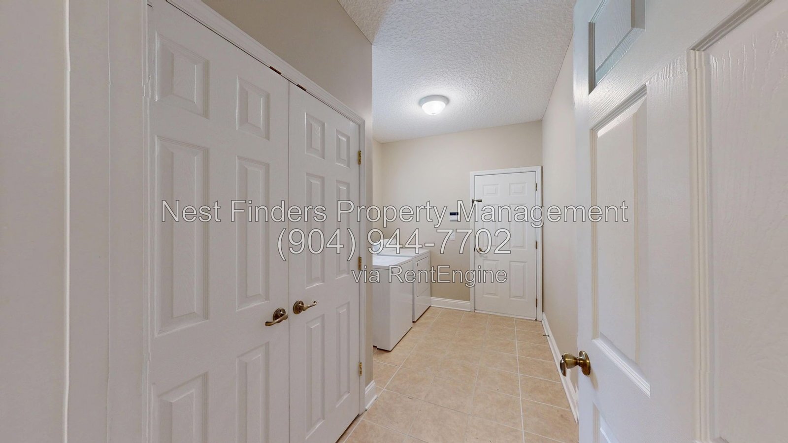 Beautiful 4-bedroom, 3-bathroom home  in the desirable South Hampton community property image