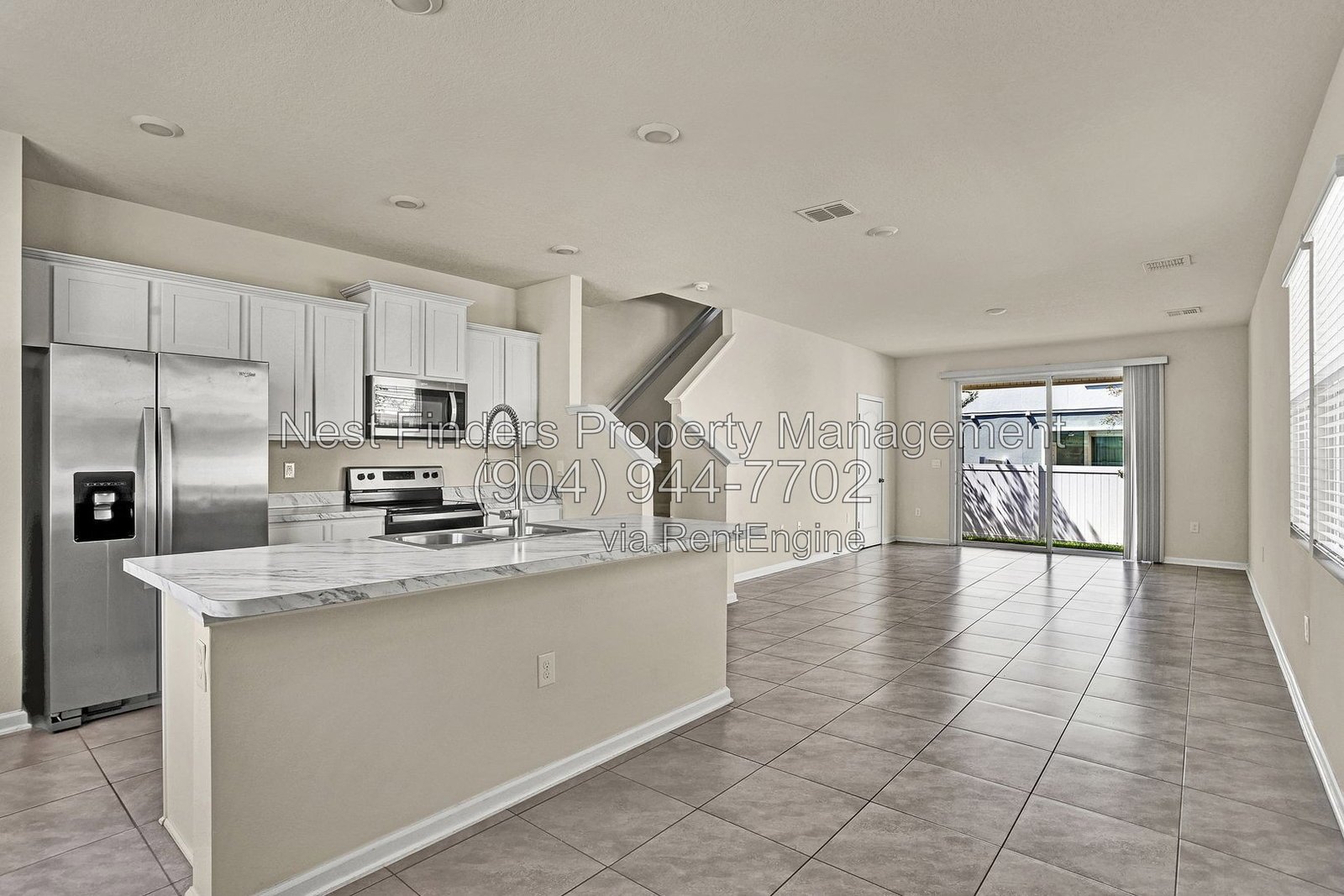 Nice townhome for rent in Rivergate! property image