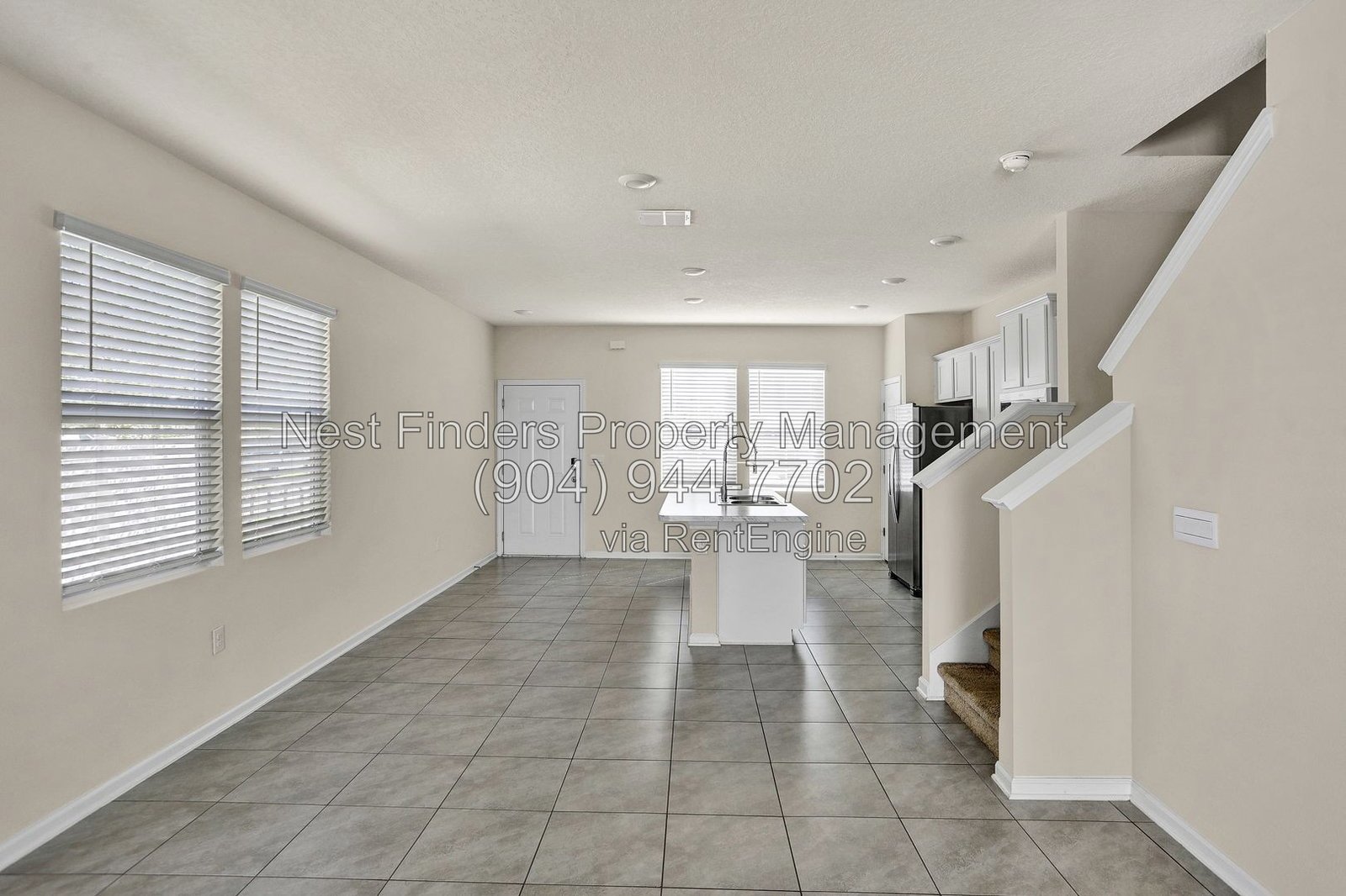 Nice townhome for rent in Rivergate! property image