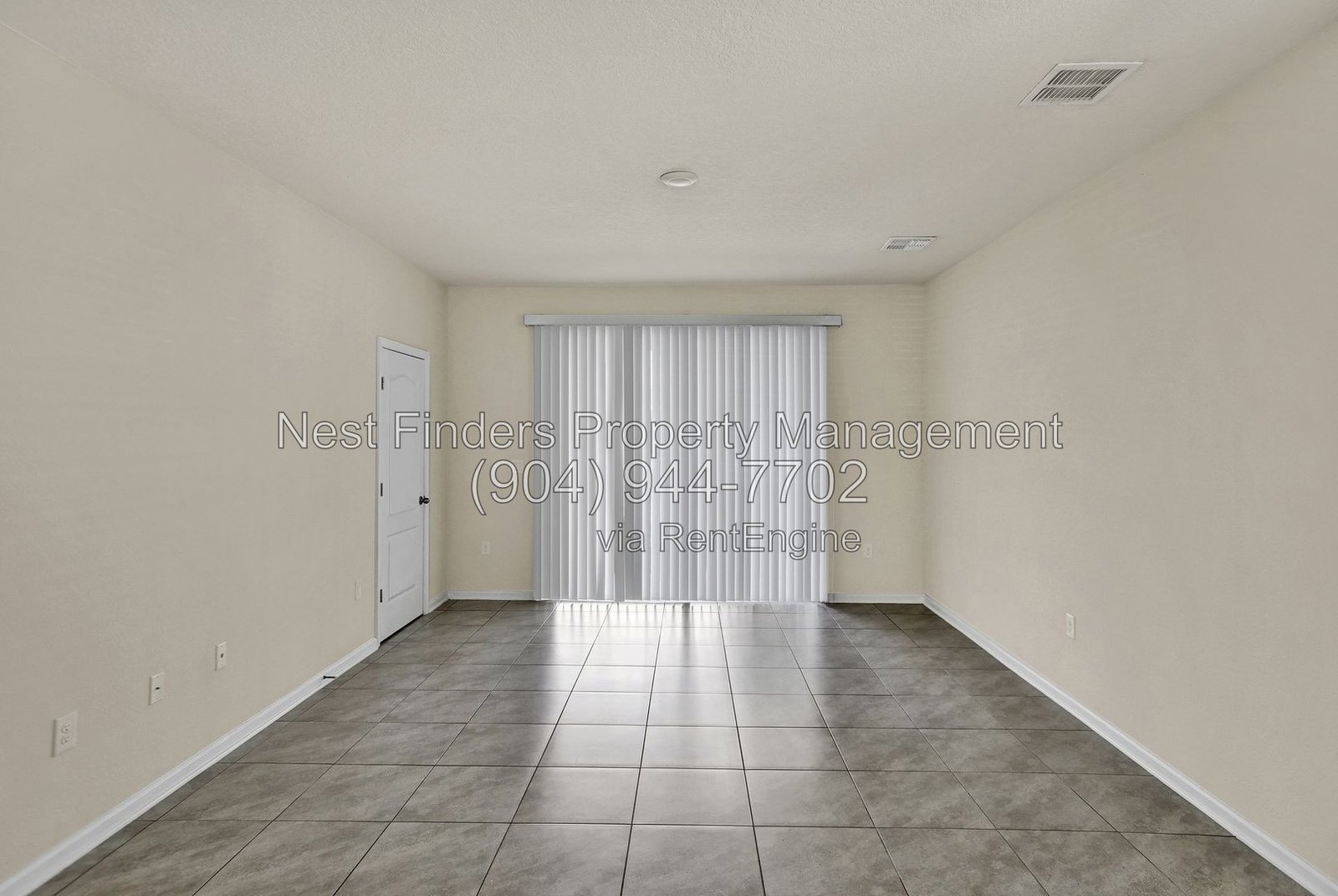 Nice townhome for rent in Rivergate! property image