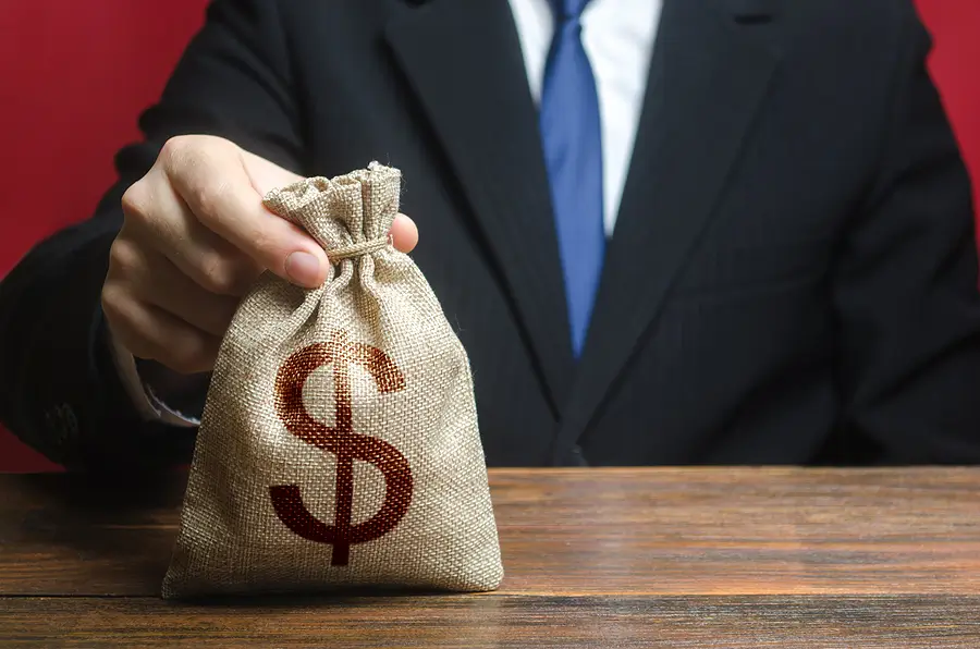 What Can a Landlord Deduct from a Security Deposit in Florida?